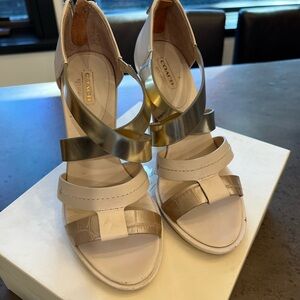 Coach Tawnee Heel. Bone/platinum color. Size 7.